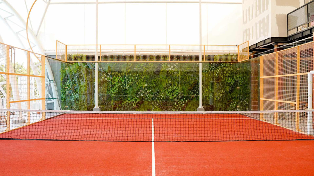 YOLO Padel & Lifestyle Slipi - 4