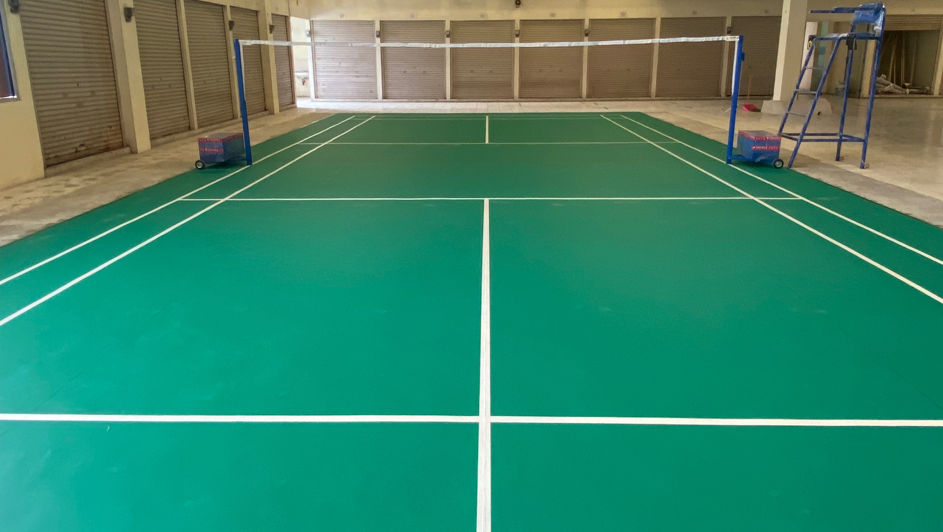 vinyl lapangan badminton