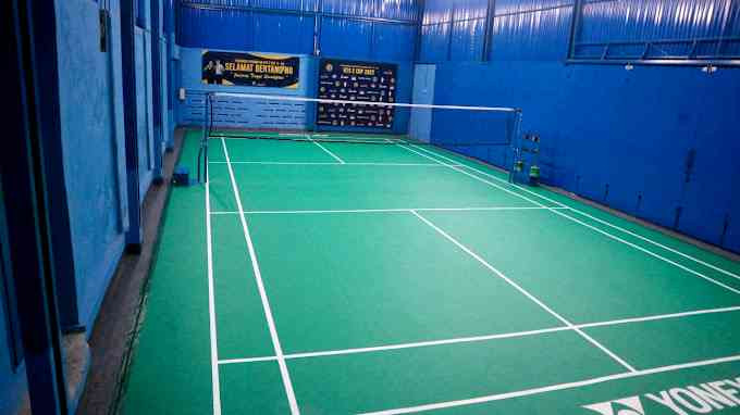 GOR Badminton HTS Cinere