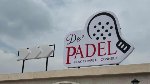 De Padel Medan