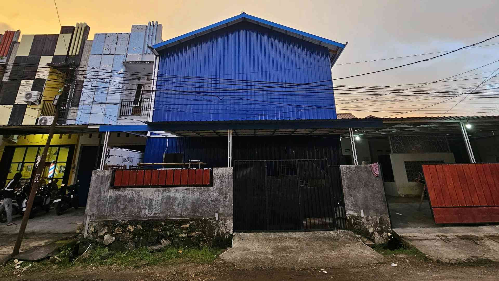 Dunhill Badminton Court