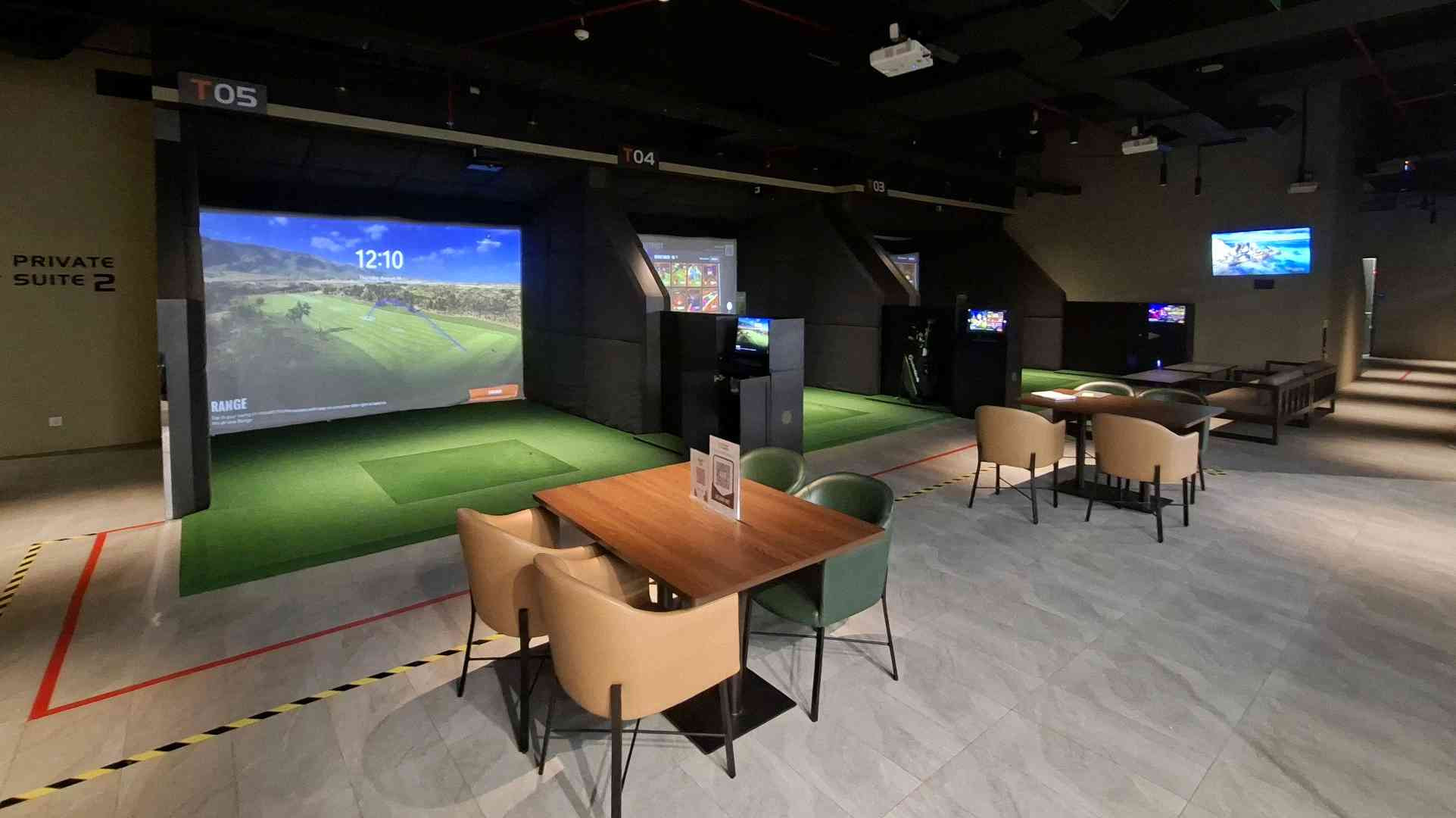 MST Golf Arena Agora Golf Simulator