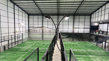 Dugout Padel