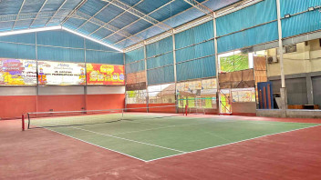 Lapangan Tennis Koperasi Bulog Kanwil Sulteng