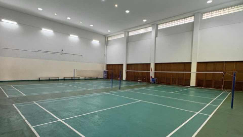 Lapangan Badminton Sekolah Harapan Bangsa