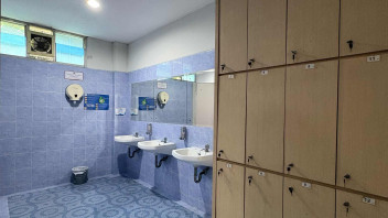 Lapangan Badminton Sekolah Harapan Bangsa