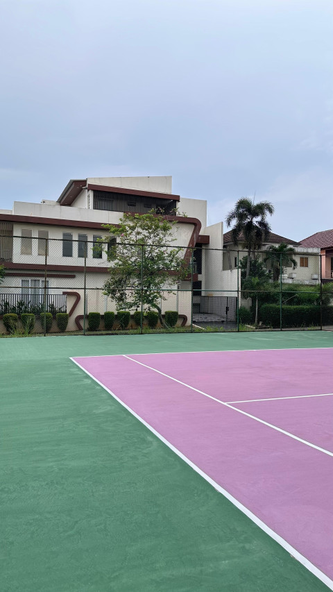 RR Tennis Court