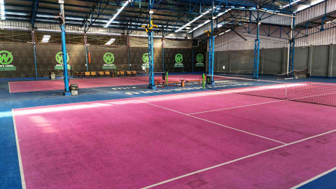 Wins Arena PG - Tennis