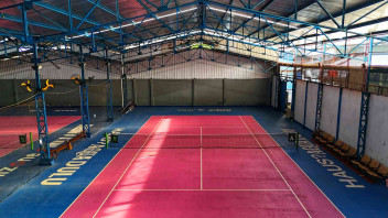 Wins Arena PG - Tennis