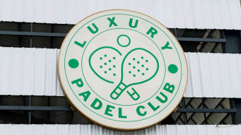 LUXURY PADEL CLUB