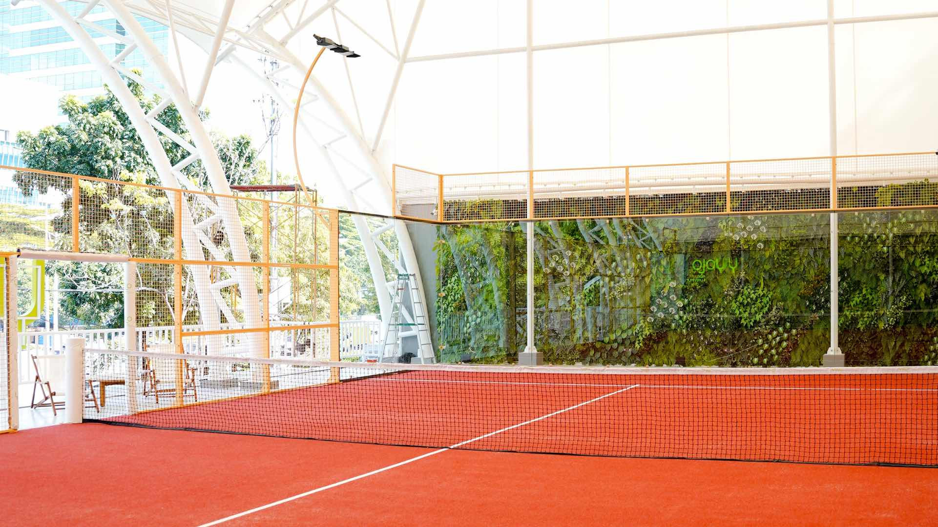 YOLO Padel & Lifestyle Slipi - 3