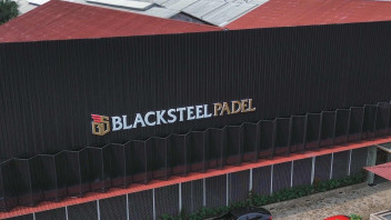 Black Steel Padel
