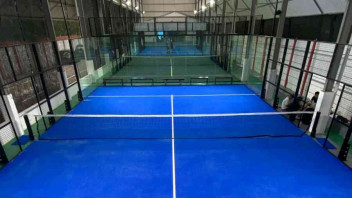 Padel Up Surabaya