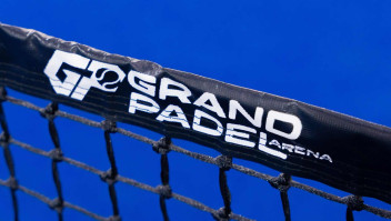 Grand Padel Arena Nagoya Batam