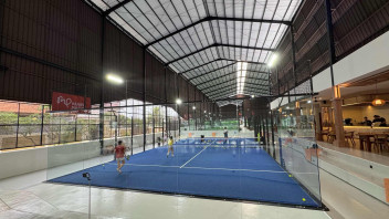 Main Padel Bali