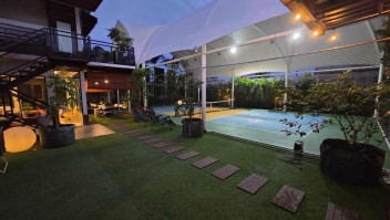 Foto Utama Venue The East Pickle 'n Chill