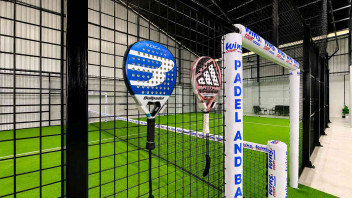 Wins Court Padel & Badminton