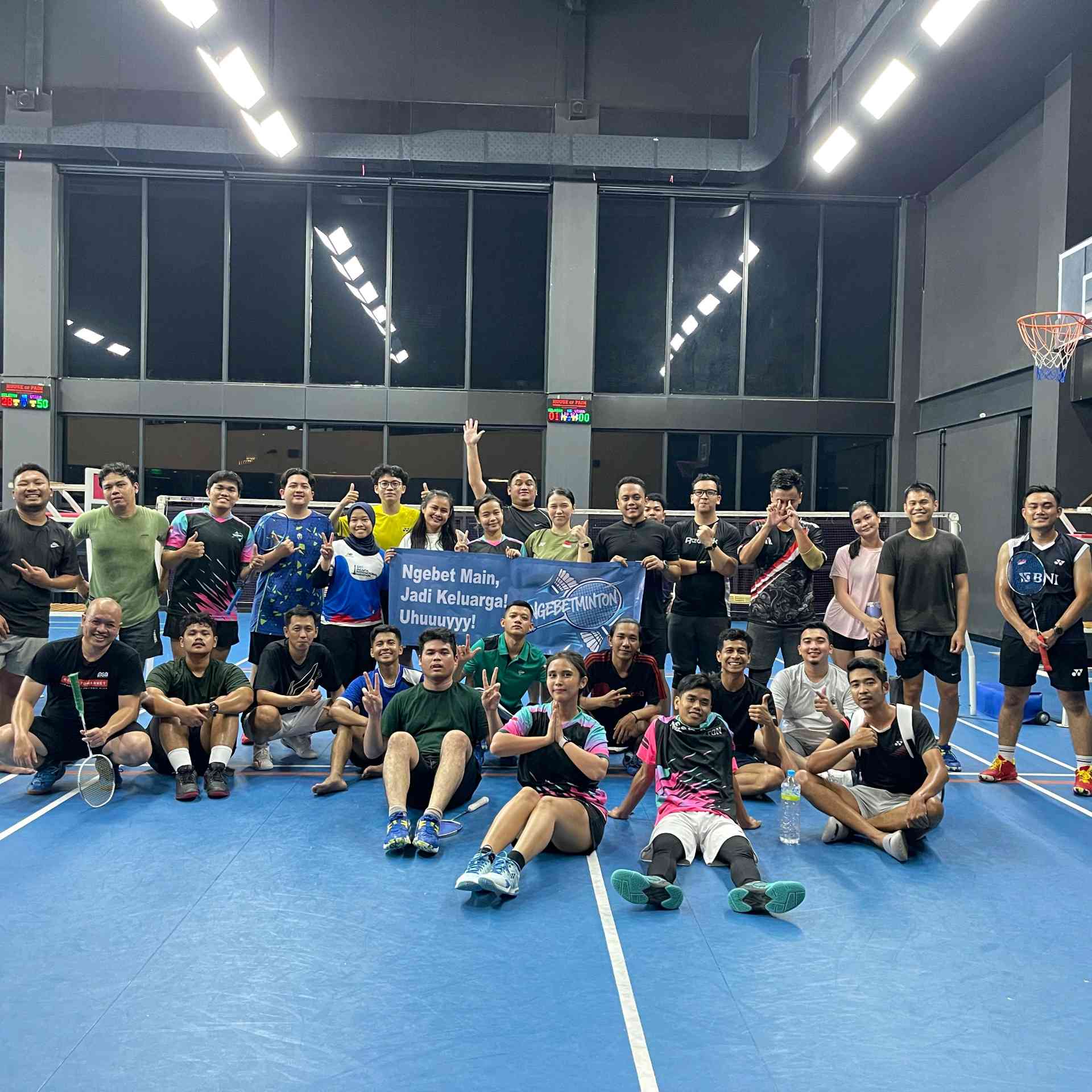 Ngebetminton